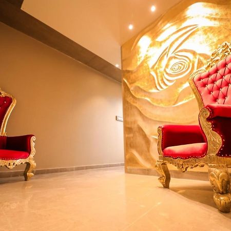 Hotel Mvr Grand Kanpur Exterior photo